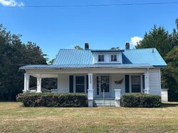 Pre-foreclosure in  Salem Church Rd Goldsboro, NC 27530