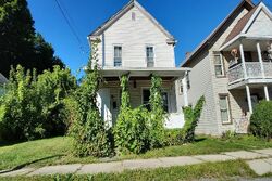 Pre-foreclosure in  3rd St Hoosick Falls, NY 12090