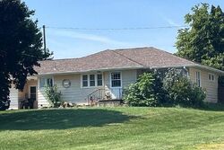 Pre-foreclosure in  UNION AVE Bennett, IA 52721