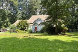 Pre-foreclosure in  SUMMIT DR Jonesboro, GA 30236