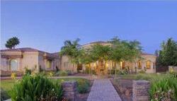 Pre-foreclosure in  E VIA ESTRELLA AVE Paradise Valley, AZ 85253