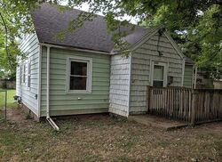 Pre-foreclosure in  Downey St Lansing, MI 48906