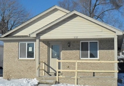 Pre-foreclosure in  E 14 MILE RD Clinton Township, MI 48035