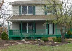 Pre-foreclosure in  HOLE IN THE WALL CT Wilmington, IL 60481