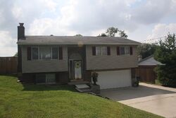 Pre-foreclosure in  Dayton Pike Dayton, KY 41074