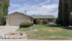 Pre-foreclosure in  N Beverly St Porterville, CA 93257