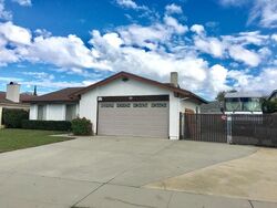 Pre-foreclosure in  Ironbark Dr Oxnard, CA 93036