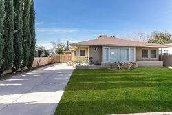 Pre-foreclosure in  VALENCIA AVE San Bernardino, CA 92404