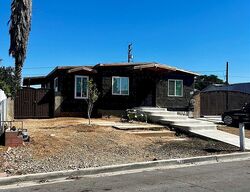 Pre-foreclosure in  Vista Grande Dr Riverside, CA 92508