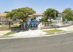 Pre-foreclosure in  Live Oak St Bell, CA 90201