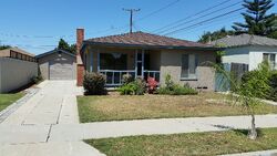 Pre-foreclosure in  W 31st St Long Beach, CA 90806