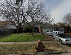 Pre-foreclosure in  S Poplar Pl Glenpool, OK 74033