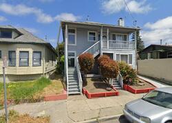 Pre-foreclosure in  Suter St Oakland, CA 94619