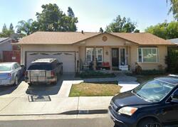 Pre-foreclosure in  Foxswallow Cir Pleasanton, CA 94566
