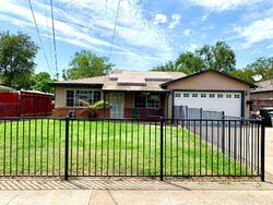  5th Ave, Rio Linda CA