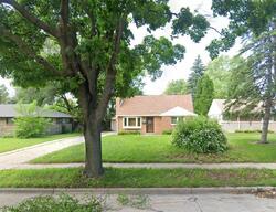 Pre-foreclosure in  W Lancaster Ave Milwaukee, WI 53225