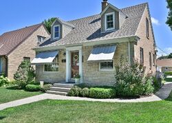 Pre-foreclosure in  N 85th St Milwaukee, WI 53222