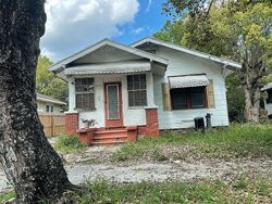Pre-foreclosure in  W 17th St Jacksonville, FL 32206