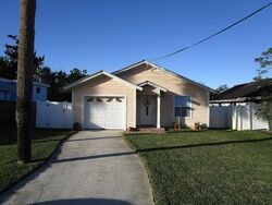 Pre-foreclosure in  16th Ave S Jacksonville Beach, FL 32250