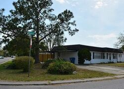 Pre-foreclosure in  Nixon Rd Holiday, FL 34691