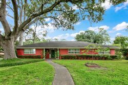 Pre-foreclosure in  20th St Beaumont, TX 77706