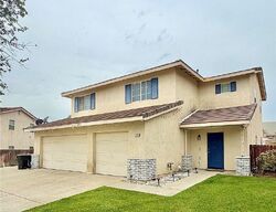 Pre-foreclosure in  N Phil Ochs Ave Rialto, CA 92377