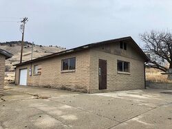  York Rd, Montague CA