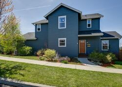 Pre-foreclosure in  Stanley Way Bend, OR 97701