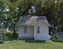 Pre-foreclosure in  Frederick St Omaha, NE 68106