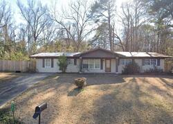 Pre-foreclosure in  Don Cir Ozark, AL 36360