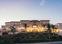  Macoda Ln, Chatsworth CA