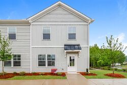 Pre-foreclosure in  DOGWOOD VILLAGE TRL Mooresville, NC 28115