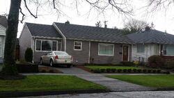Pre-foreclosure in  11TH AVE Longview, WA 98632