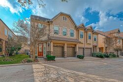 Pre-foreclosure in  Royal Oaks Xing Houston, TX 77082