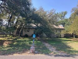 Pre-foreclosure in  Brangus Rd Georgetown, TX 78628
