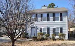 Pre-foreclosure in  HYDE PARK LN Mauldin, SC 29662