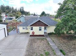 Pre-foreclosure in  Wonderly Dr Saint Helens, OR 97051