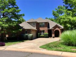 Pre-foreclosure in  Shortgrass Rd Edmond, OK 73003