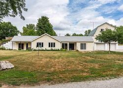 Pre-foreclosure in  Impala Ln Marshall, MO 65340