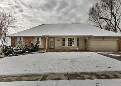 Pre-foreclosure in  Askew Ave Kansas City, MO 64137