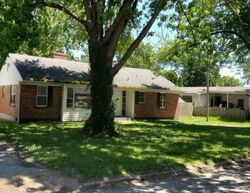 Pre-foreclosure in  HABECKING DR Saint Louis, MO 63137