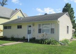  W 2nd St, Centralia IL