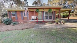  Tucwal St, Thomasville GA