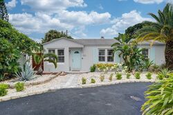  N Bayshore Dr, Saint Petersburg FL