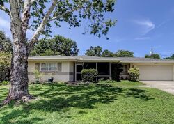  Lombardy Dr, Clearwater FL