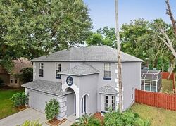 Pre-foreclosure in  Vickers Lake Dr Ocoee, FL 34761