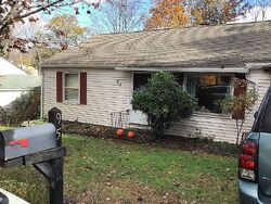 Pre-foreclosure in  Aetna Ave Torrington, CT 06790