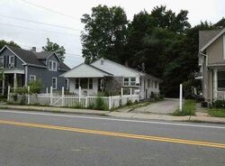 Pre-foreclosure in  W Thames St Norwich, CT 06360