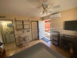 Pre-foreclosure in  W Roveen Ave Phoenix, AZ 85029