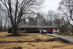 Pre-foreclosure in  COUNTY ROAD 459 Trinity, AL 35673